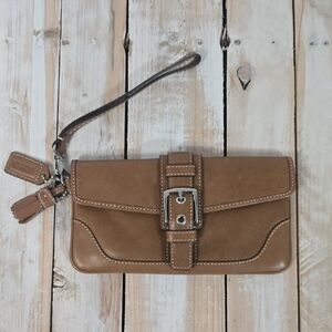 Vintage Coach Soho Buckle Leather Wristlet